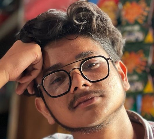 আবতাহী হক চৌধুরী  / Abtahi Haque Chowdhury